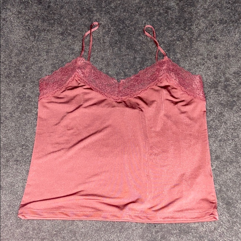 pink crop top
